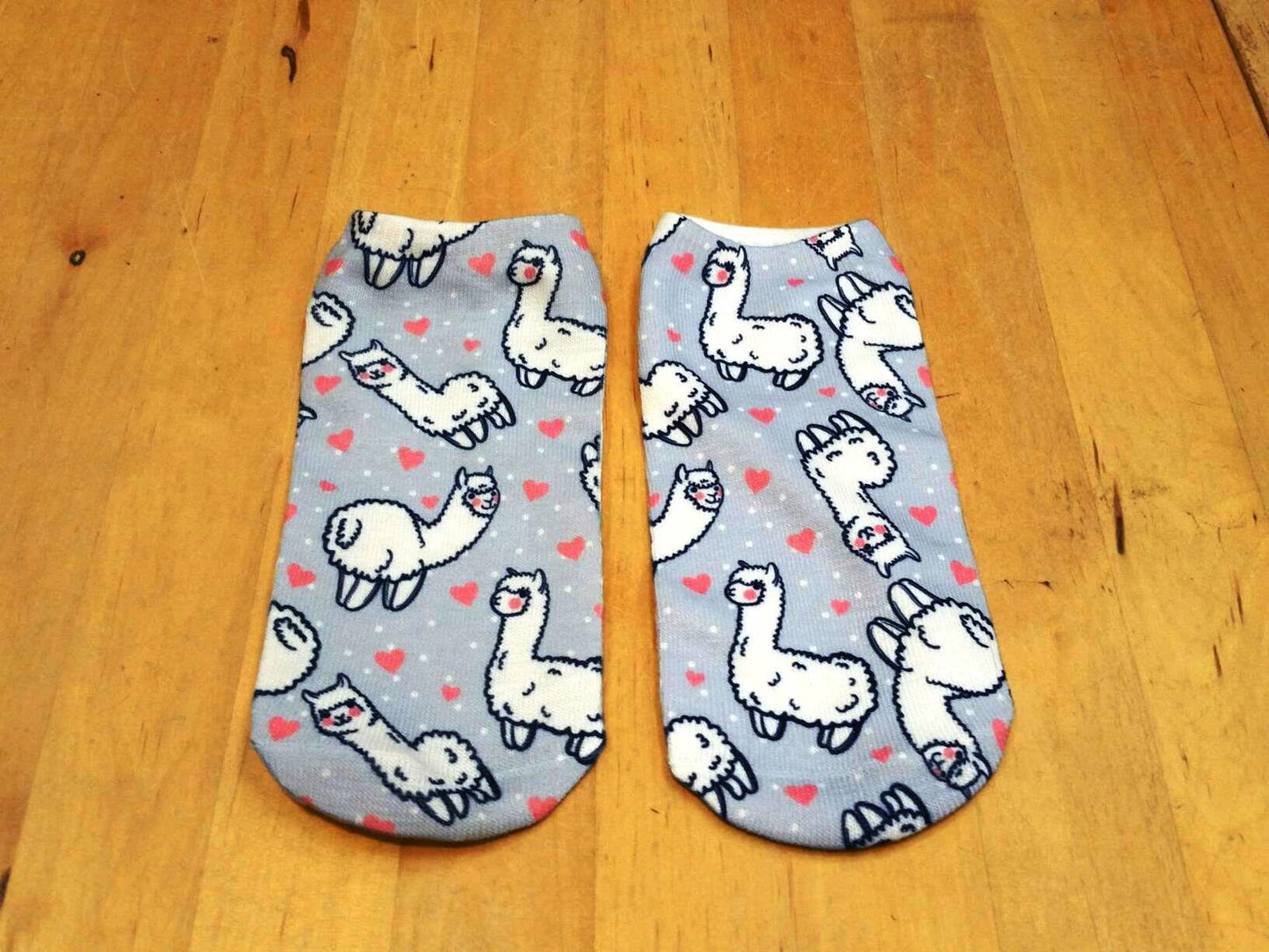 Alpaca Dreams of Love Socks - HatnGloves.com