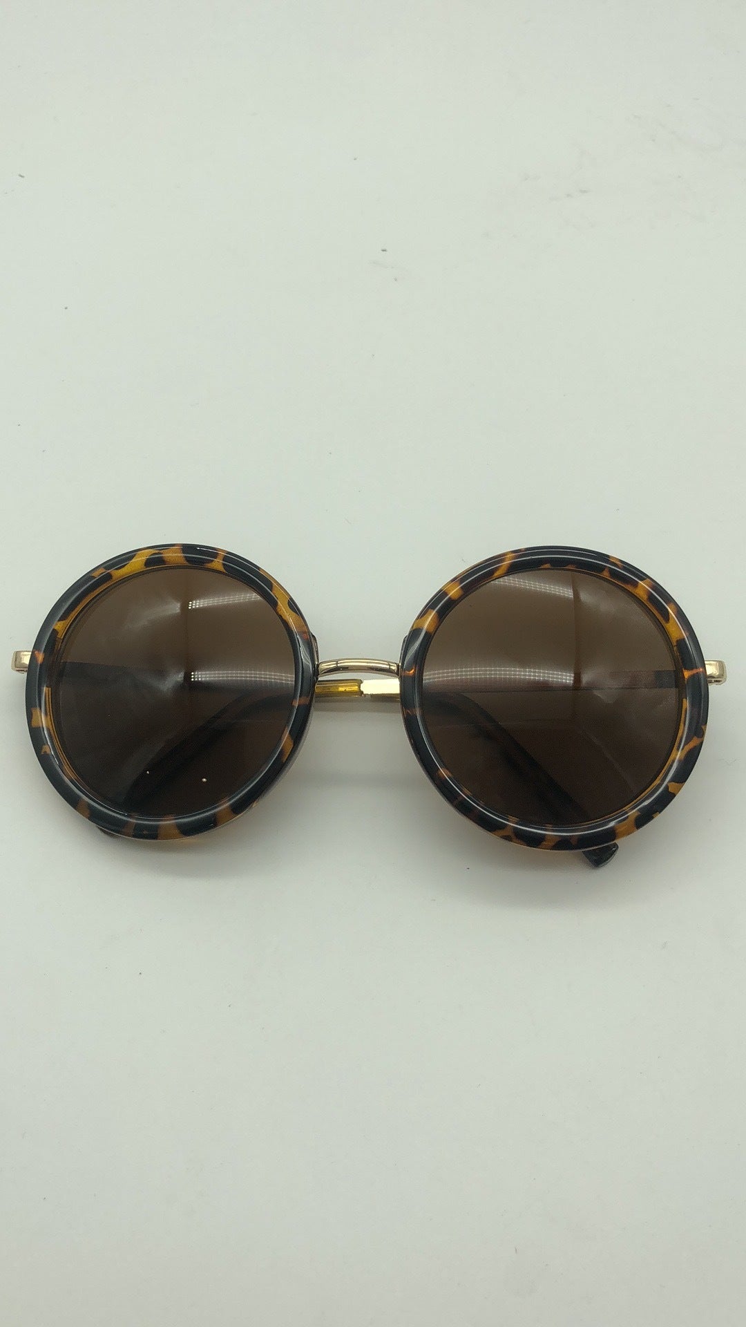 Big Round Sunglasses - HatnGloves.com