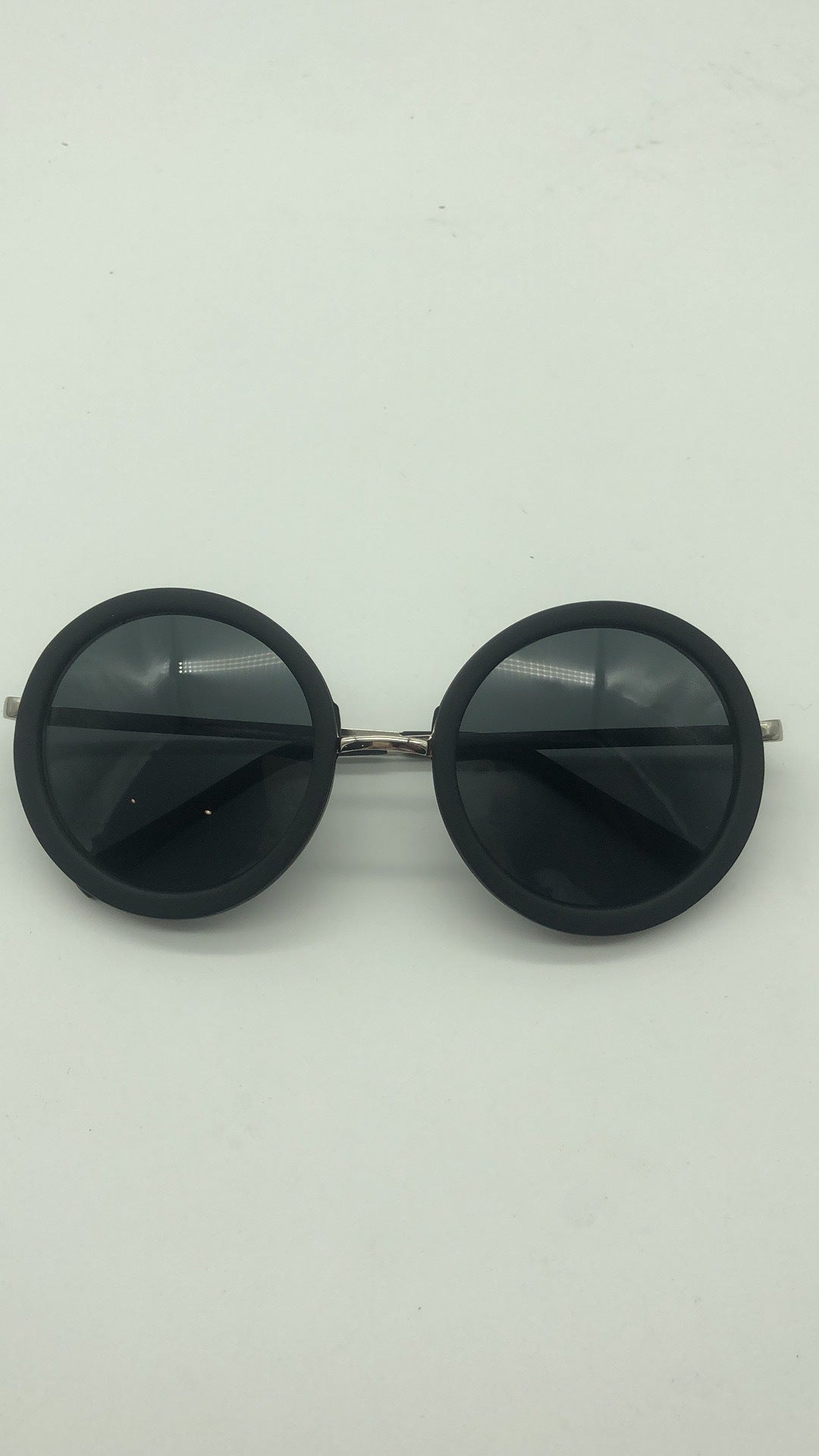 Big Round Sunglasses - HatnGloves.com