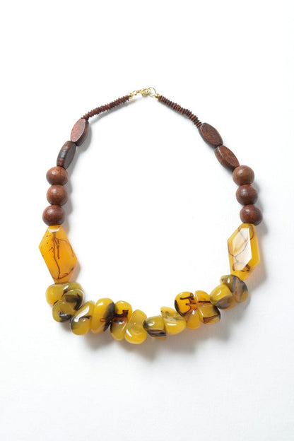 Chunky Amber Beaded Necklace - HatnGloves.com