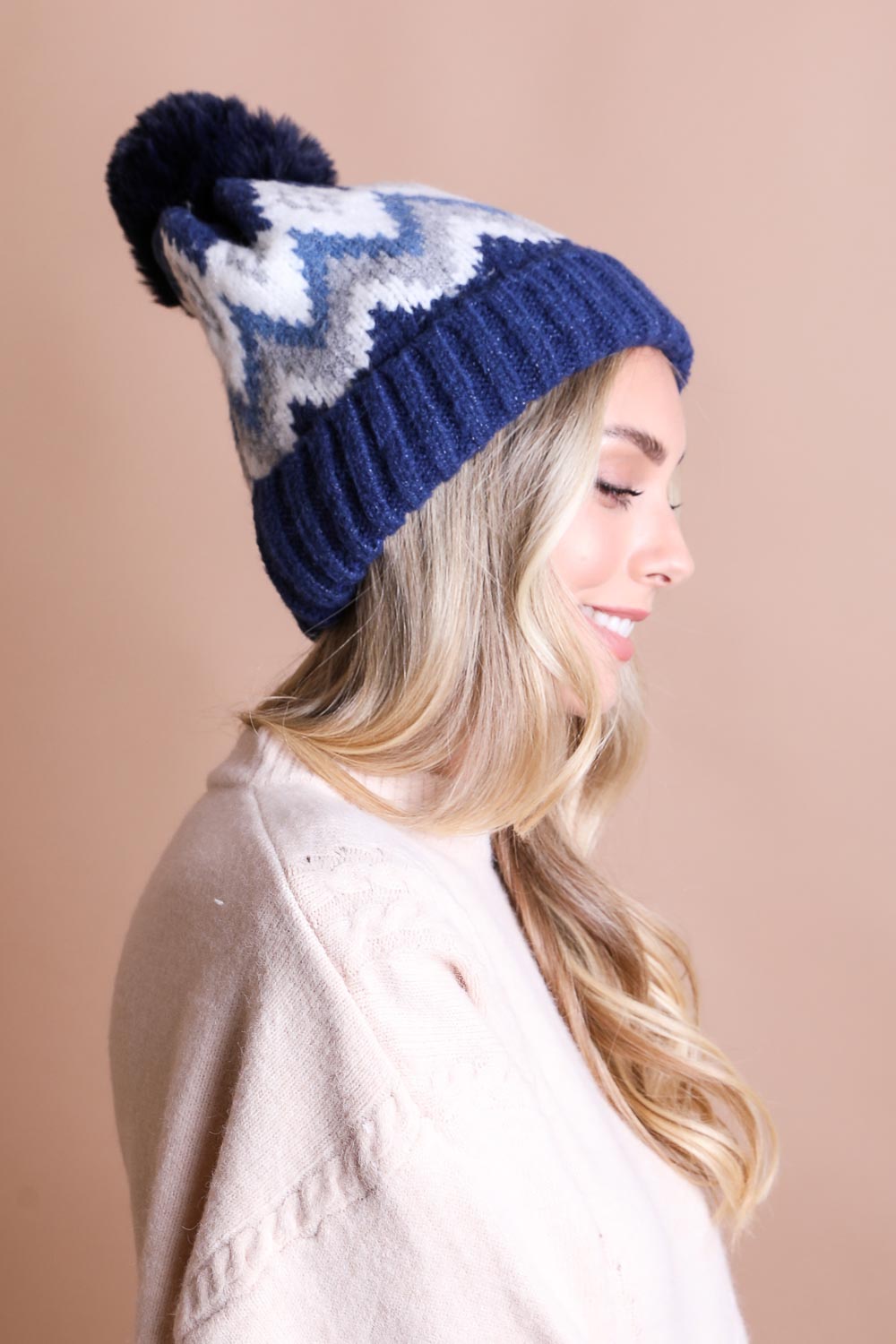 Classic Winter Pom Beanie Hat - HatnGloves.com