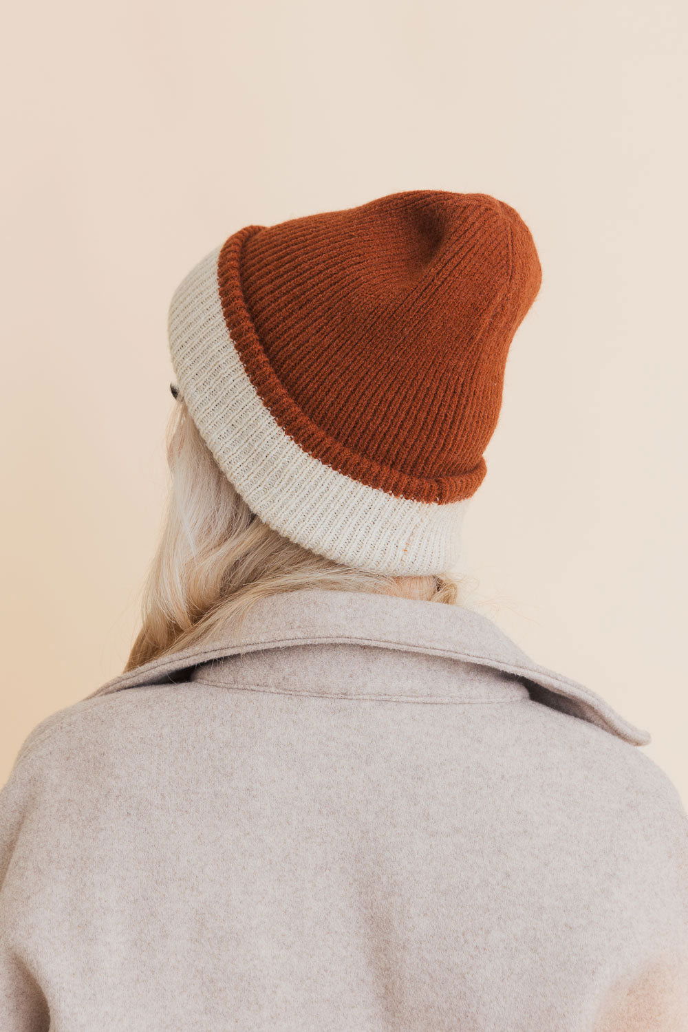 Essential Harmony Two-Tone Knit Beanie - HatnGloves.com