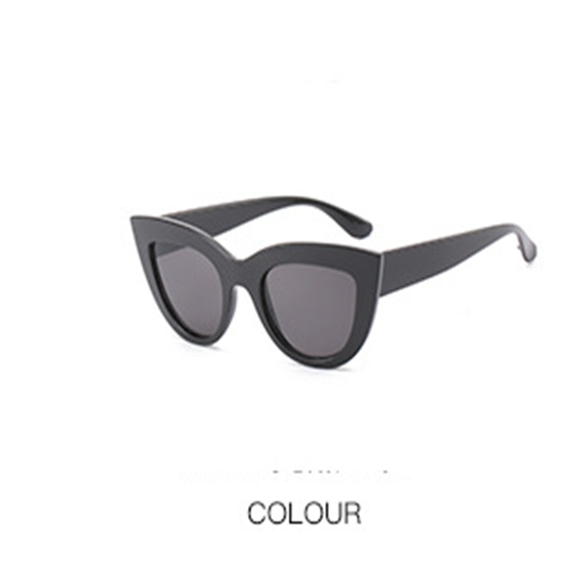 Retro Cat Eye Sunglasses - HatnGloves.com