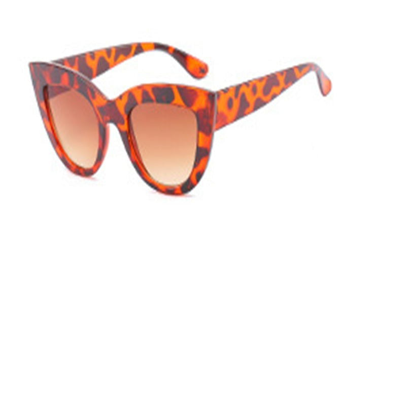 Retro Cat Eye Sunglasses - HatnGloves.com