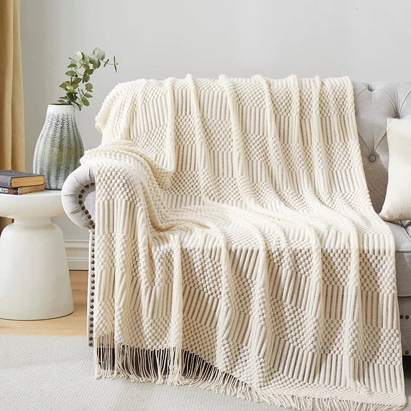 White Boho Throw Blankets Textured Big Knitted Blankets Chunky Vintage